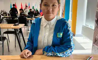 Балғын Қожанәсіп из Карагандинской области завоевала золото на чемпионате Азии по тогызкумалаку в категории до 14 лет.