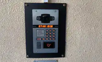 Умные домофоны в Караганде помогут полиции