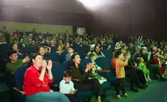 В Астане стартовали новогодние праздники для детей