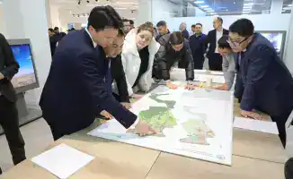 Алматы: Городская симфония на новой транспортной арфе