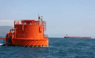 КТК приостановил перевалку и прием нефти на морском терминале из-за шторма