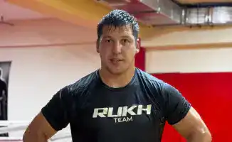 Казахстанский нокаутер Дияр Нургожай: Время взлететь на крыльях UFC 326