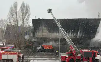 Пламя охватило Cinema City: Астана в огненном танце с пожарными