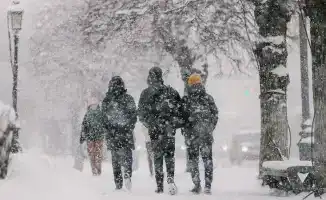 Погода в Казахстане 8 декабря: туман, гололёд и осадки в виде снега и дождя