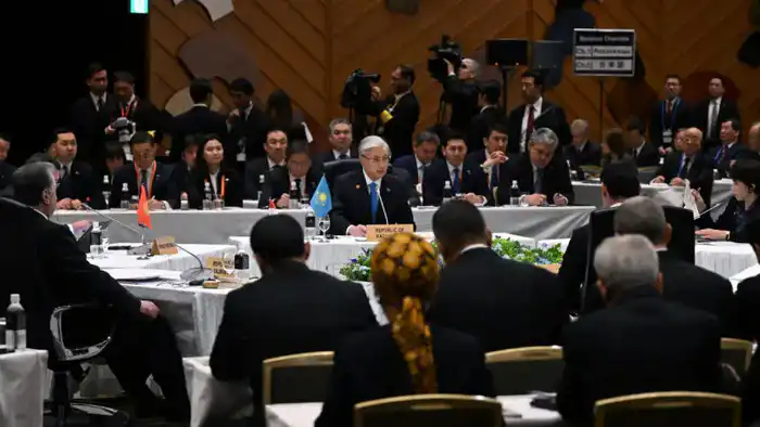 Казахстан и Япония укрепляют социальные связи через экономическое сотрудничество: подписано более 60 документов на сумму свыше 3,7 миллиарда долларов Астане