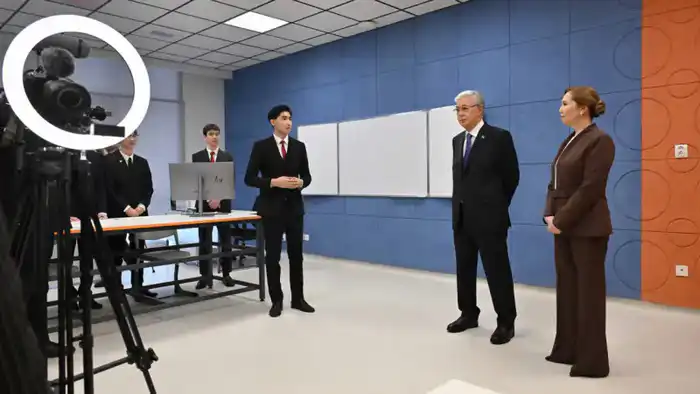 Токаев осмотрел образовательные и производственные объекты столицы 24 декабря Астане