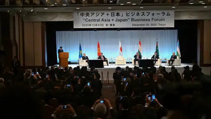 Токаев и лидеры Центральной Азии встретились с премьер-министром Японии на бизнес-форуме 'Центральная Азия – Япония' Астане