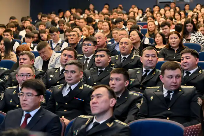 Аким области отметил важность работы правоохранительных органов на форуме в Семее Астане