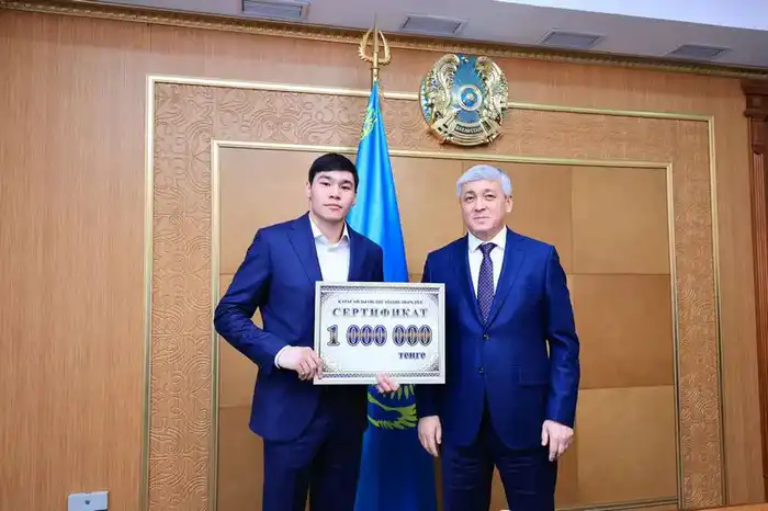 Ермаганбет Булекпаев поздравил карагандинских боксёров с высокими достижениями на чемпионате мира (6)