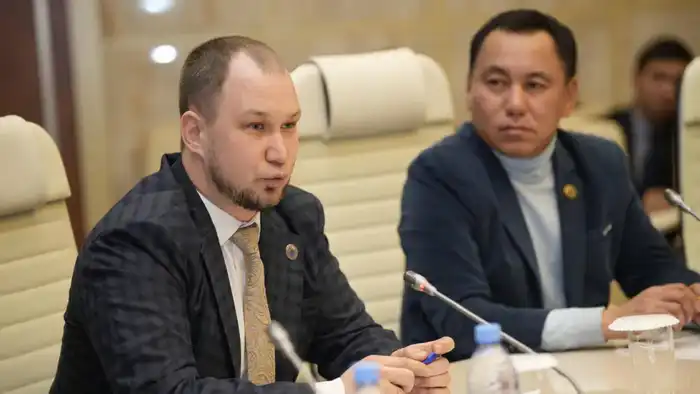 Аким ВКО обсудил с Общественным советом ключевые вопросы развития региона (4)