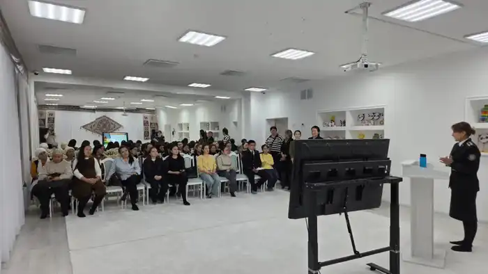 «Закон и порядок»: как распознать мошеннические схемы, рассказали родителям столичных дошколят (3)