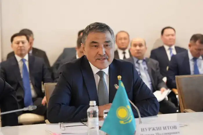 Совместные казахстанско-узбекские рабочие группы по установке гидропостов на реке Сырдарья и ремонту каналов Астане