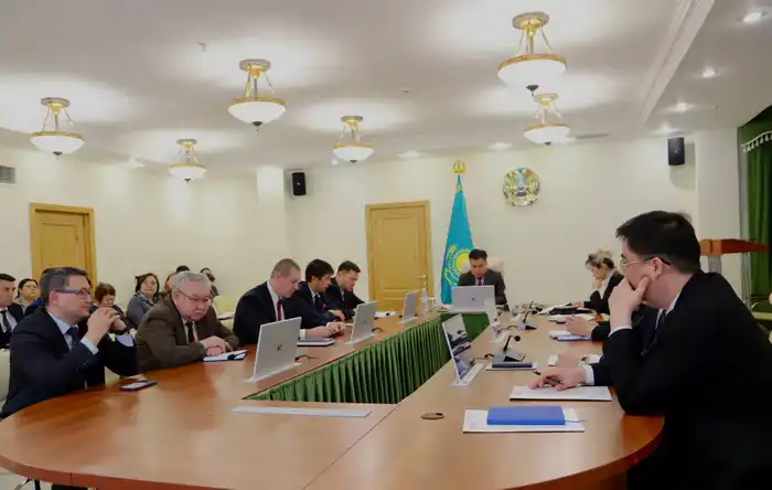 Минтруд подвел итоги работы в соцсфере и внедрения цифровых технологий на совещании под председательством Аскарбека Ертаева Астане