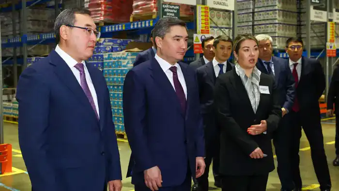 Премьер-министр осмотрел предприятия Алматинской области Астане