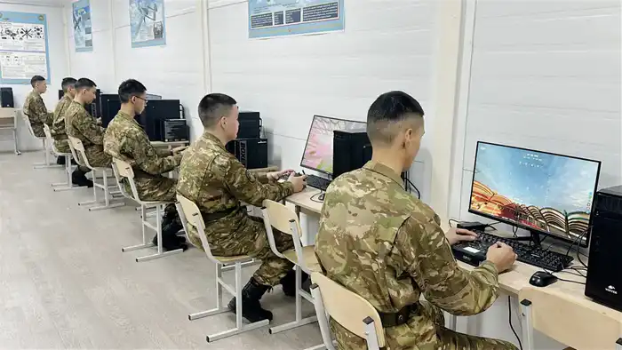 В военном вузе Минобороны создали школу подготовки специалистов БПЛА (5)