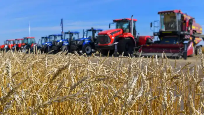 «КазАгроФинанс» запускает аграрный ветер: мобильные зерносушилки для фермеров Астане