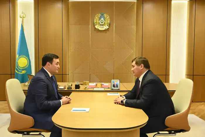 Нур-Султан: Встреча акима с депутатом Мажилиса Астане