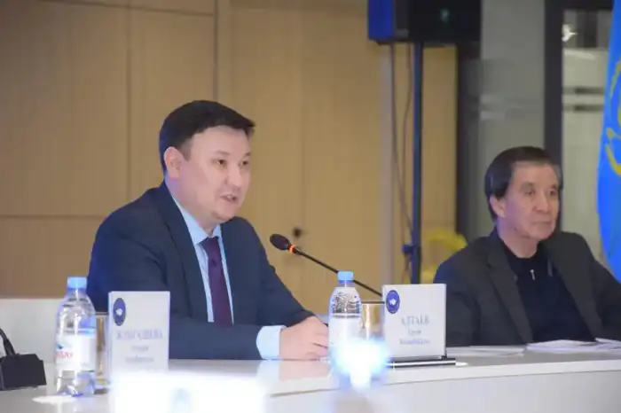 Обсуждение единства народов на заседании в Туркестане: шаг к улучшению будущего Казахстана Астане