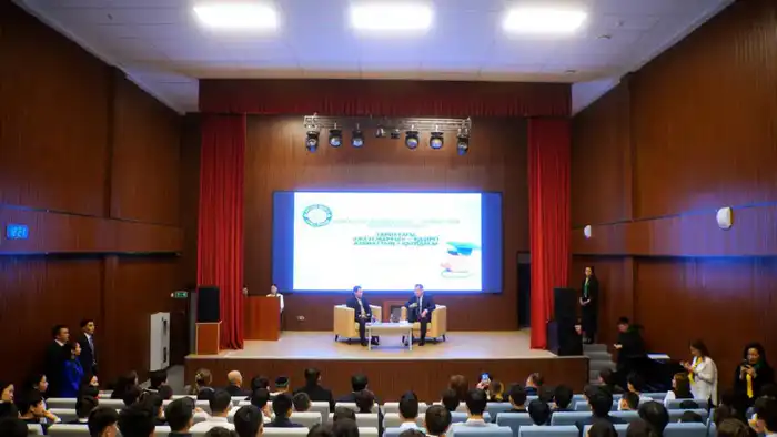 Открытый диалог о роли отца в воспитании в Астане Астане