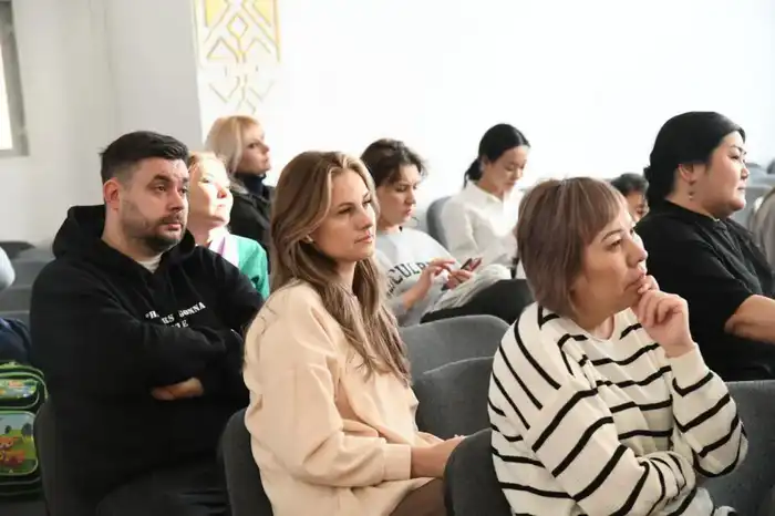 «Закон и порядок»: встречу по повышению правовой грамотности родителей школьников провели в Астане (4)