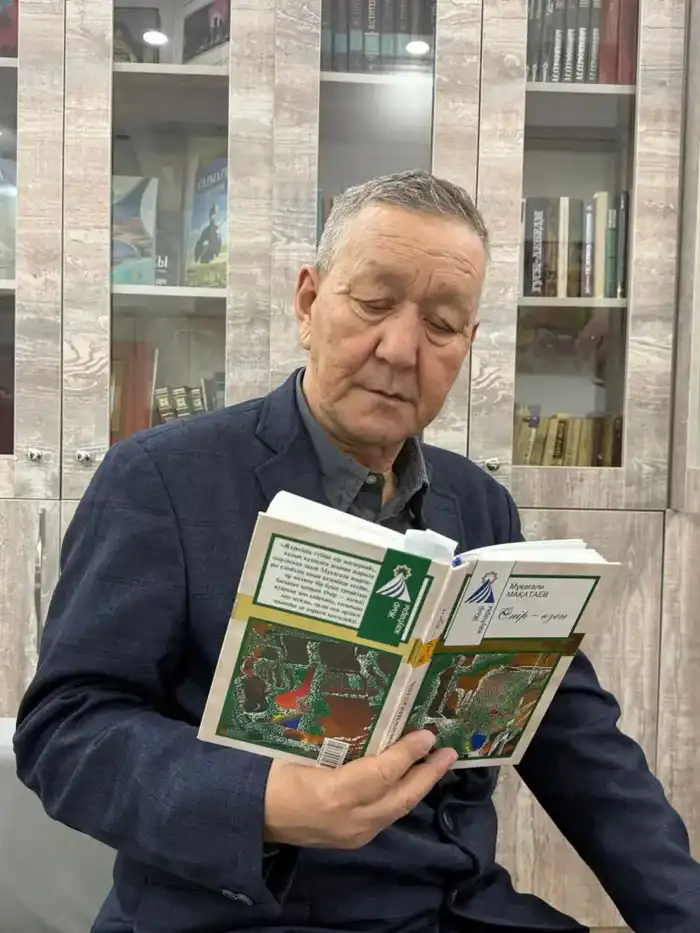 В Астане пенсионеры провели необычный челлендж, посвященный наследию Мукагали (3)