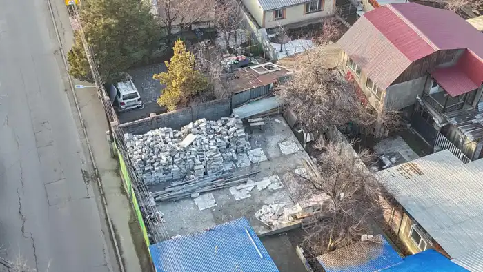 Снос незаконного здания в Алматы: исполнение судебного решения и его последствия Астане