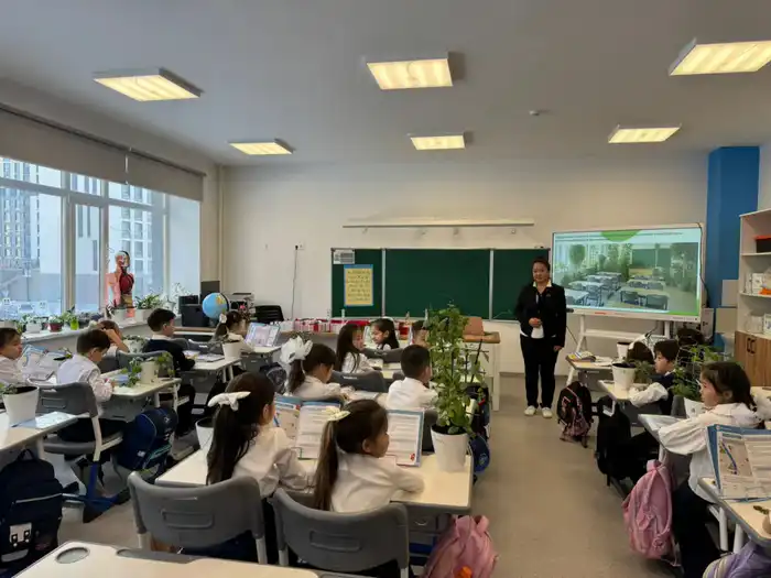 В школе №115 столицы представлен экологический проект «От ростка к фито-классу» Астане