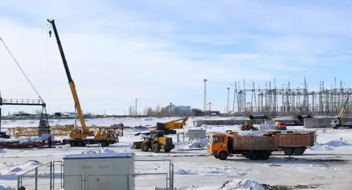 Олжас Бектенов проверил реализацию поручений Президента по укреплению энергобезопасности и развитию угольной генерации в Павлодарской области (2)