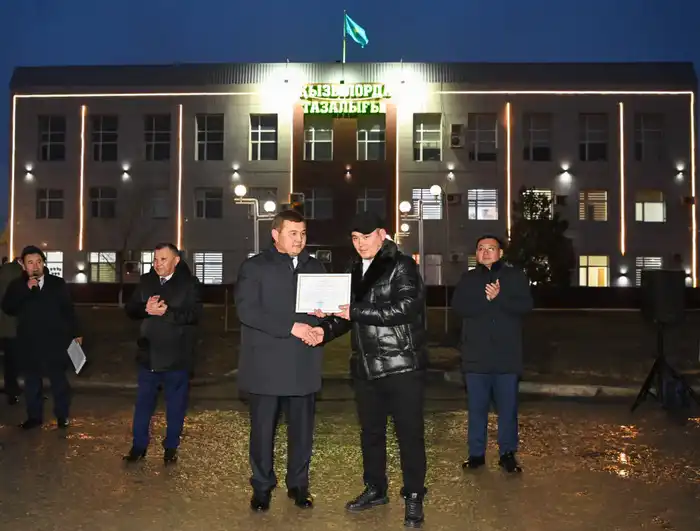 Глава региона поздравил работников коммунальной сферы (5)