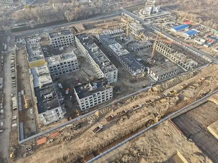 Строительство жилых комплексов в Алматы приостановлено: проекту не хватает разрешений для взлета Астане