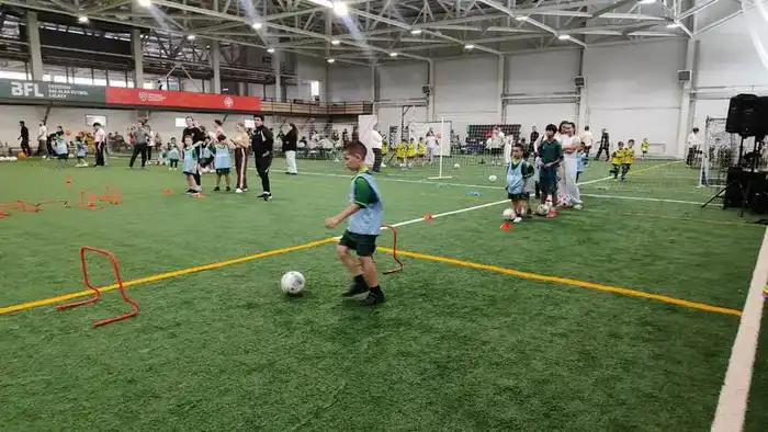 Футбол вместо обычного урока: как работает программа «Алға!» в Карагандинской области (8)