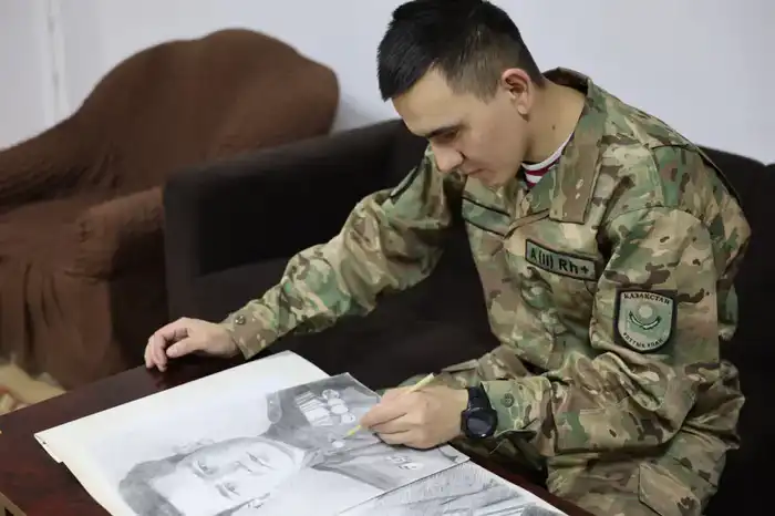 От солдата до художника: портреты героев войны Астане