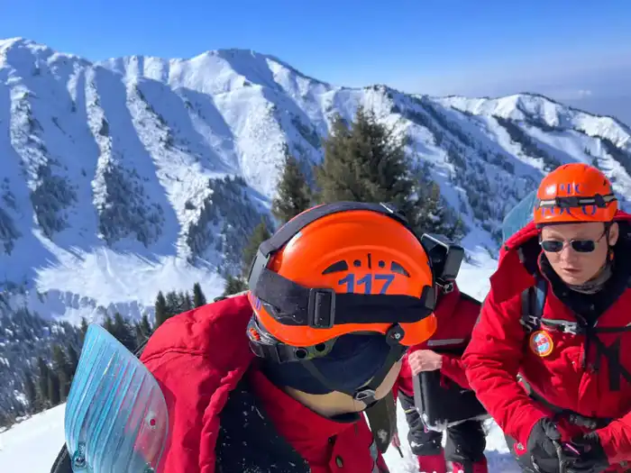 МЧС сообщает о повышенном лавиноопасном уровне в горных районах Казахстана Астане