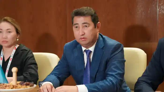 Айдарбек Сапаров обсуждает инвестиции и экспорт сельскохозяйственной продукции Казахстана на выставке Gulfood 2026 Астане