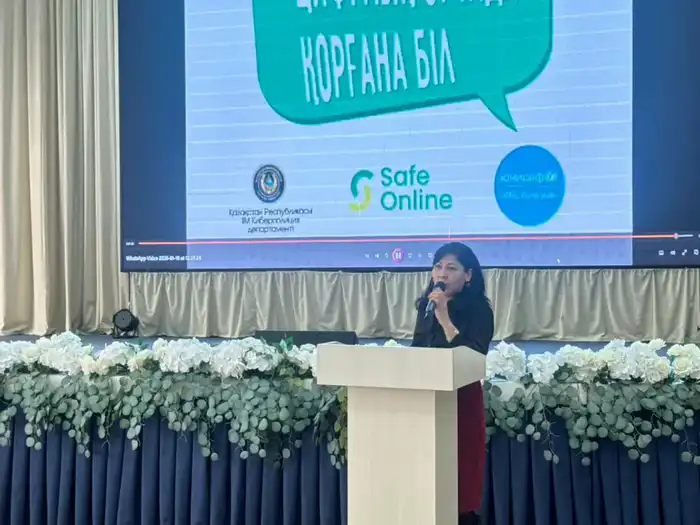 «Закон и порядок»: в столичной школе прошло познавательное мероприятие на тему «Юридические специальности» (3)