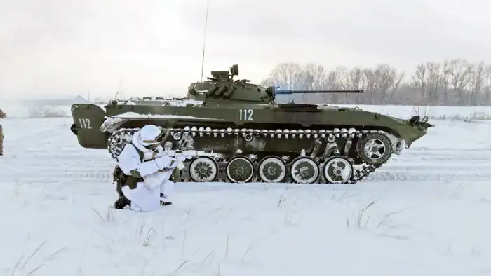 В боевом слаживании отделений приняли участие около 8 тысяч подразделений Вооруженных сил (8)