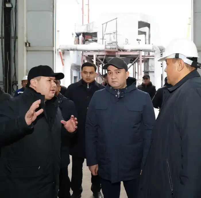 НУРАЛХАН КУШЕРОВ ПРОВЕРИЛ РАБОТУ ТЕПЛОЦЕНТРАЛИ В ТУРКЕСТАНЕ (5)