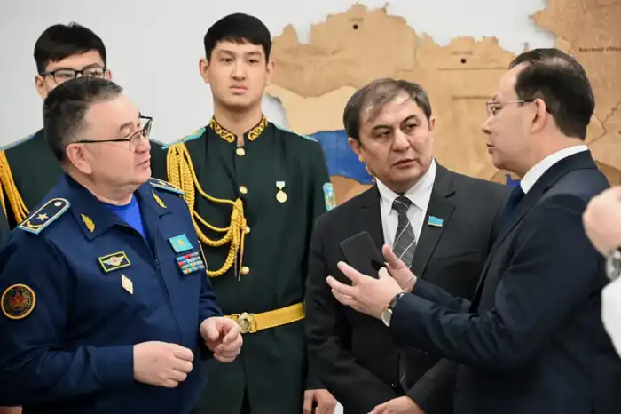 Караганда: замминистра обороны обсудил патриотизм Астане