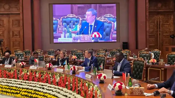 Казахстанская делегация обсуждает реформы в Нью-Дели Астане