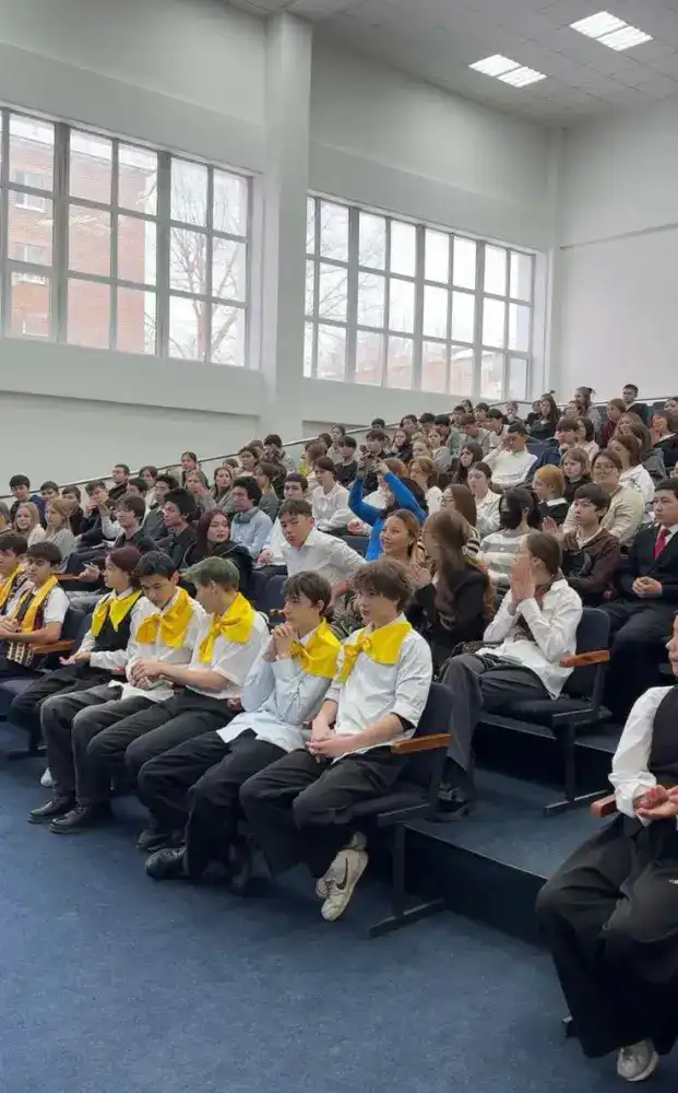 Дебаты о законе: студенты Астаны против реальности! Астане