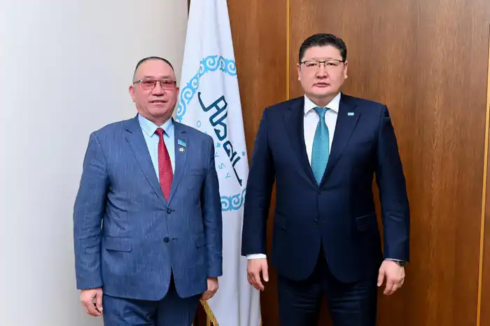 Кто решит проблемы региона: аким или депутат? Астане