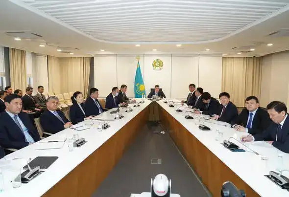 В ТУРКЕСТАНСКОЙ ОБЛАСТИ СНИЗИЛСЯ УРОВЕНЬ БЕЗРАБОТИЦЫ (2)