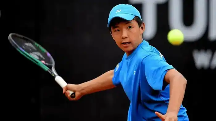 Юный теннисист из Туркестана: к вершине успеха! Астане