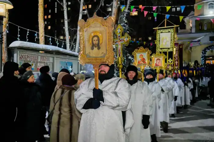 В Астане проходят крещенские купания (7)