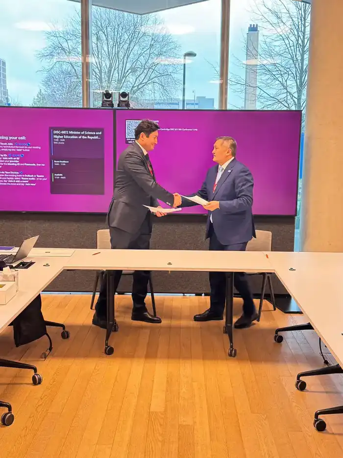 Казахстан и AstraZeneca: новое стратегическое сотрудничество в области медицины и образования Астане