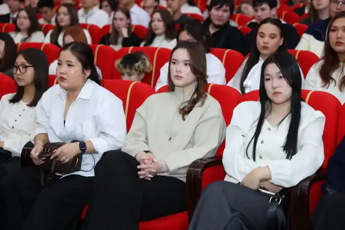 В Костанае прошёл молодёжный форум «Жас Қолдаушы» (6)