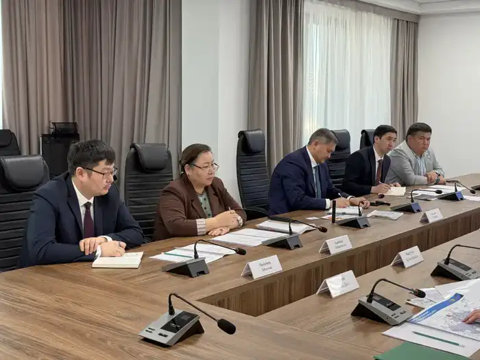 Министр науки и высшего образования встретился с делегацией компании Shengtai Biotech (2)