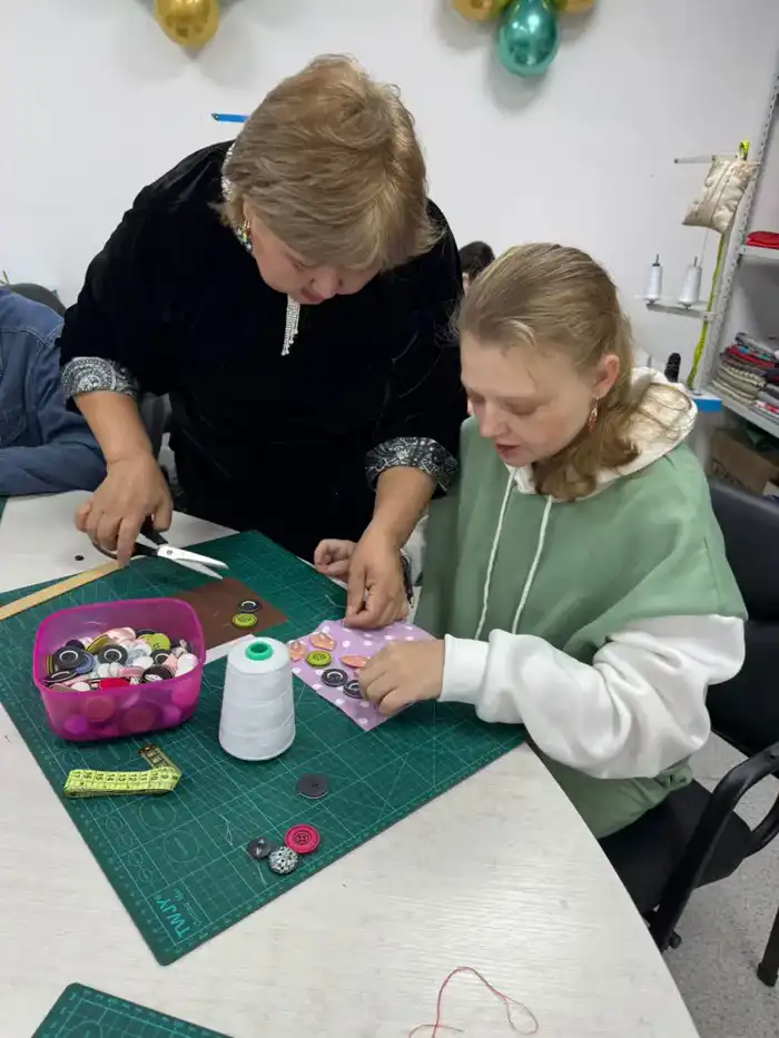 В Алматы открылась первая швейная и ткацкая мастерская для социальной адаптации (2)