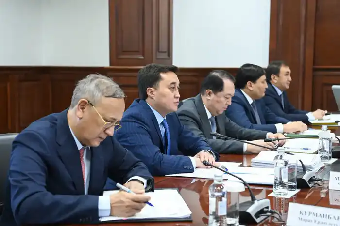 Обсуждение внедрения цифровых технологий в водоснабжении на заседании Правительства Астане