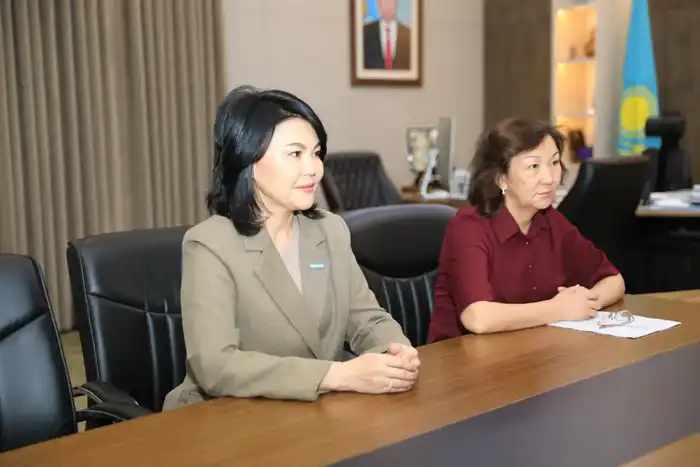 Глава региона принял депутатов (5)